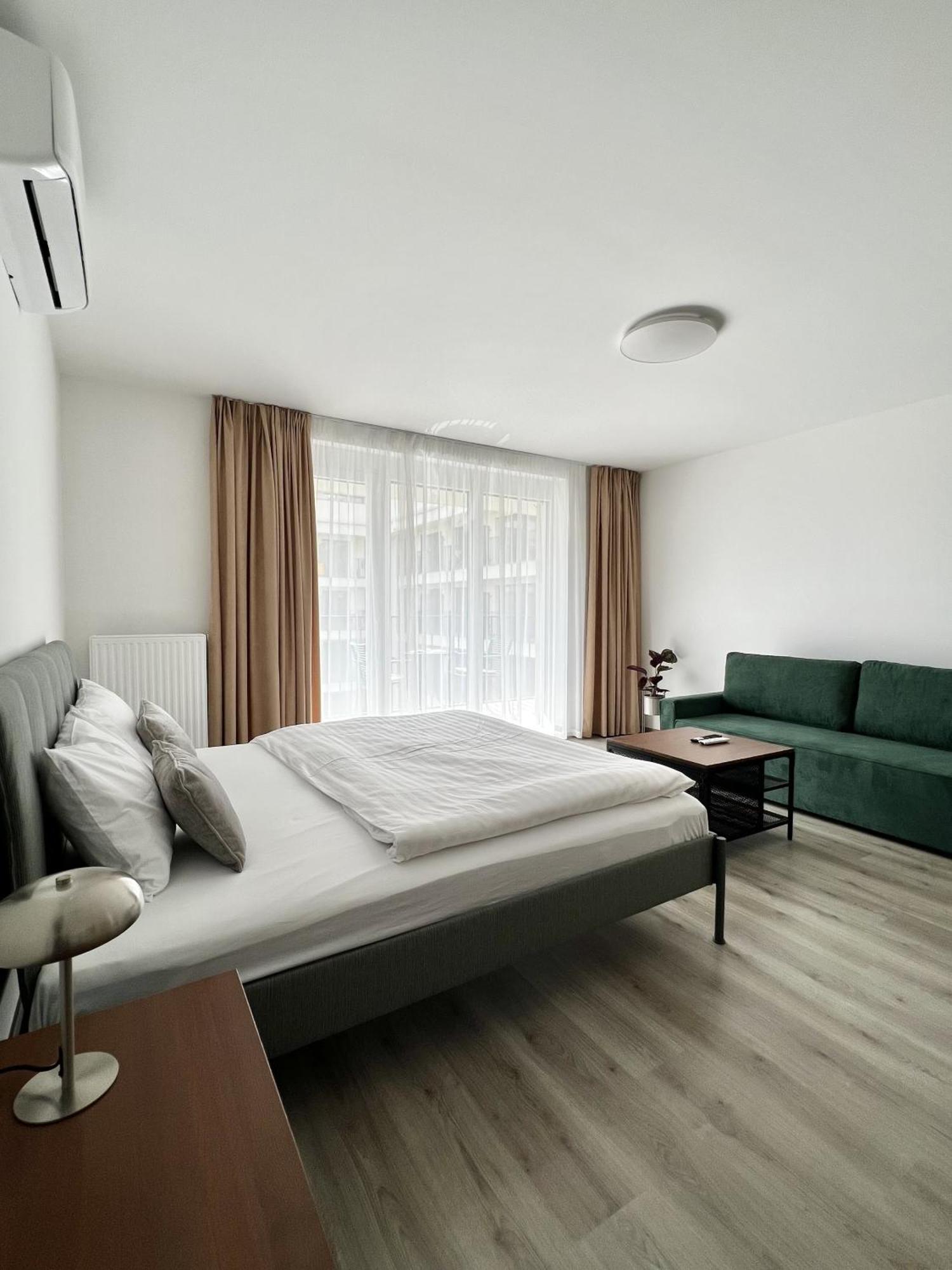 The Riverhouse Budapest Exterior photo